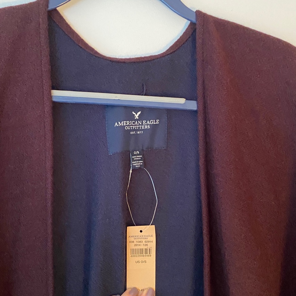 American Eagle Outfitters Cranberry and navy blue Shawl. BNWT!  Excellent Cond!